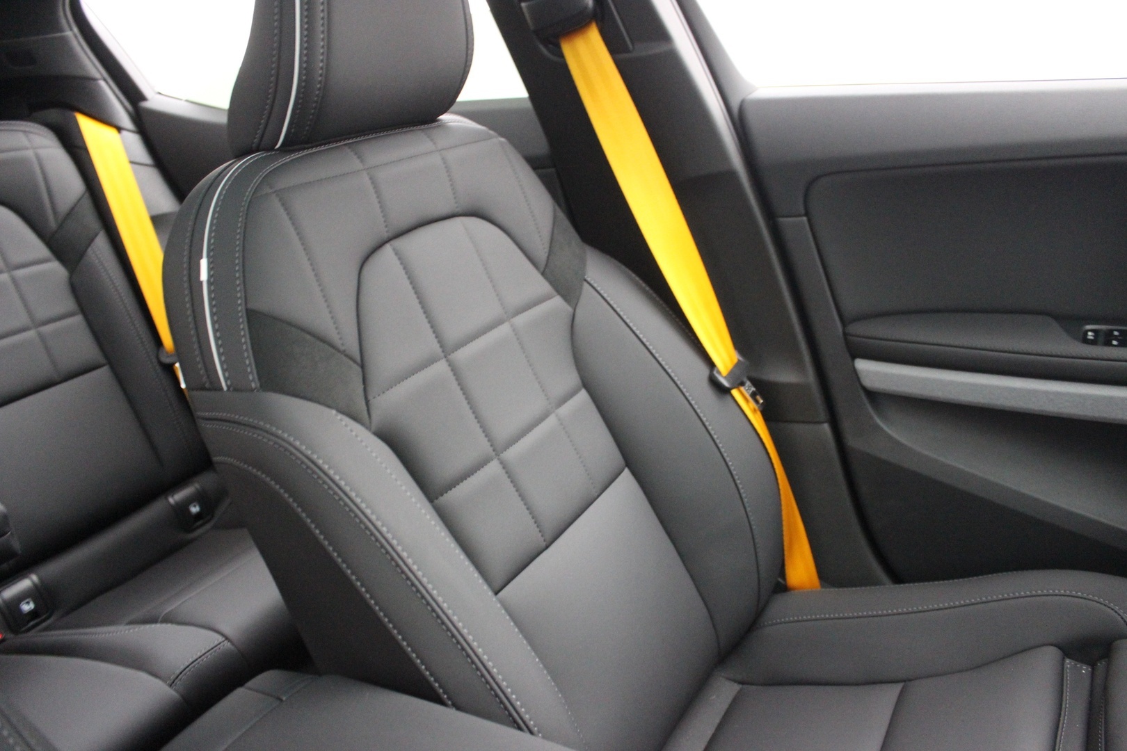 POLESTAR 2 2026