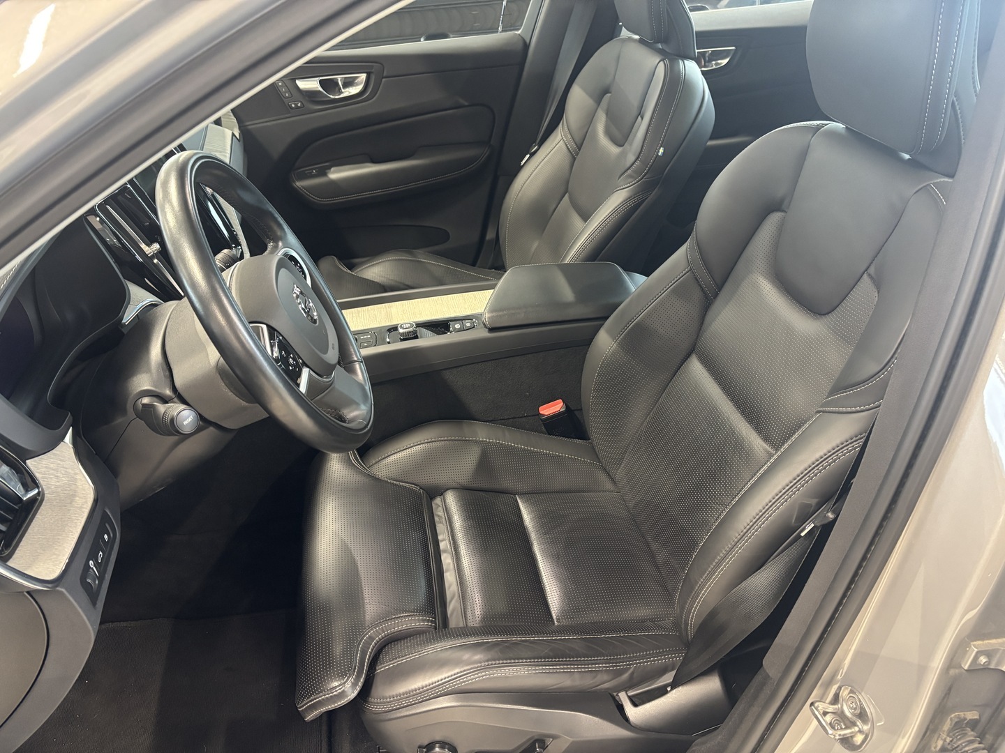 VOLVO XC60 12