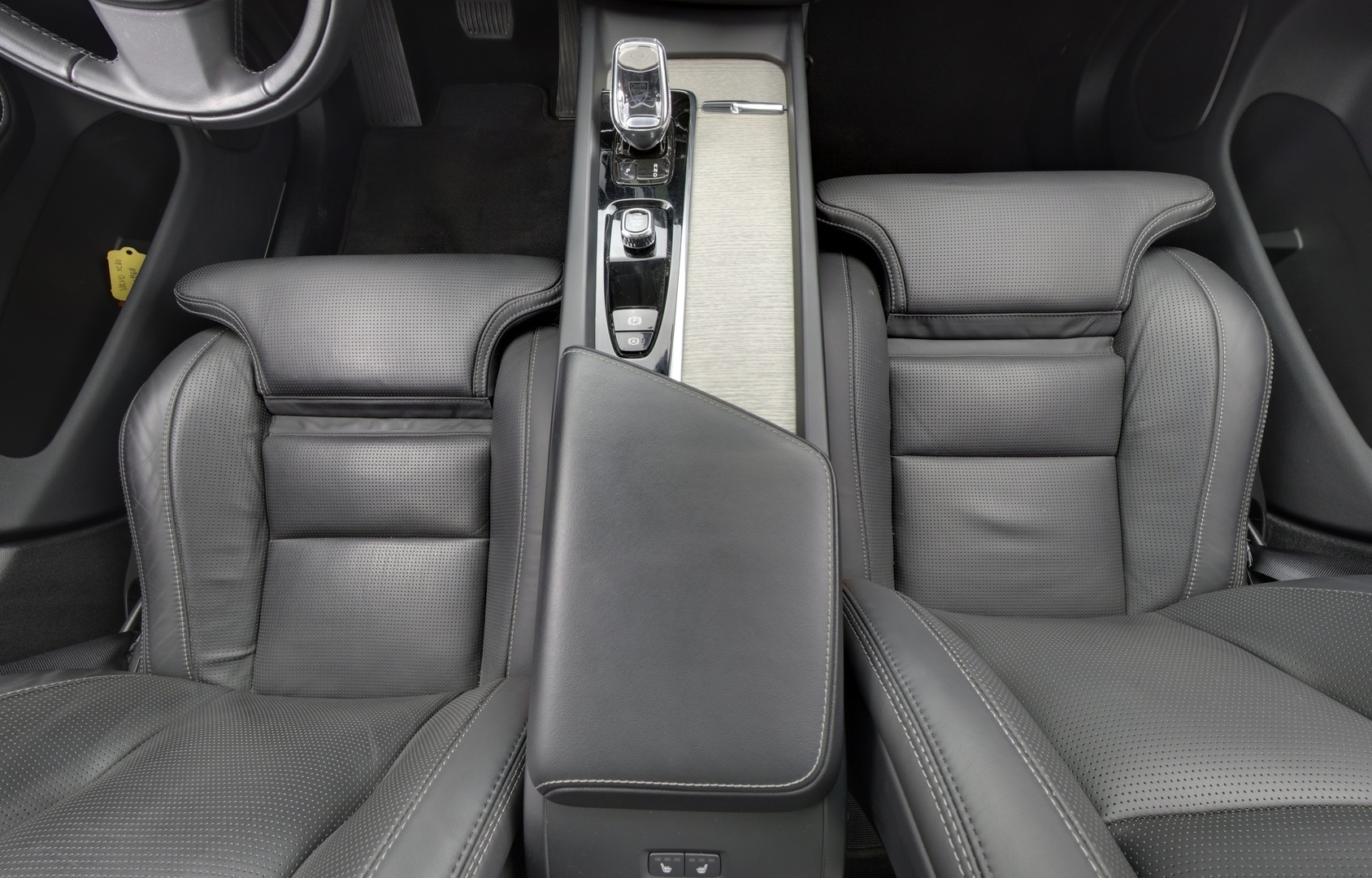 VOLVO XC60 9
