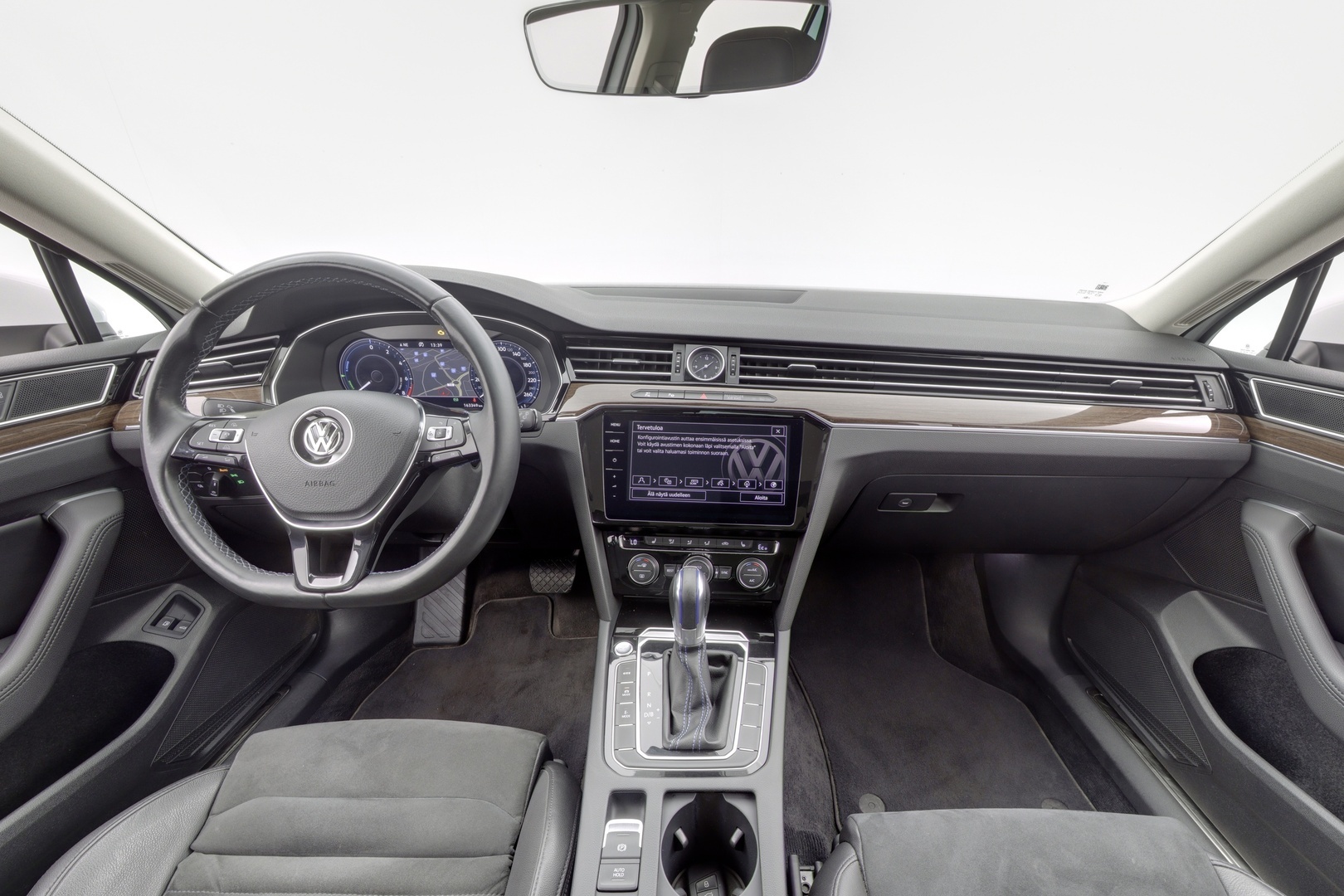 VOLKSWAGEN Passat 2018
