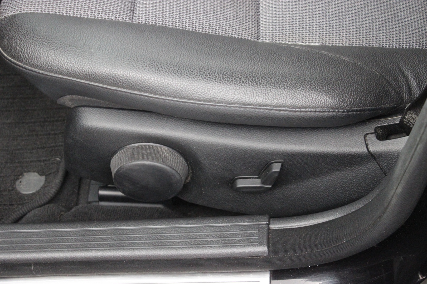 MERCEDES-BENZ C 2011