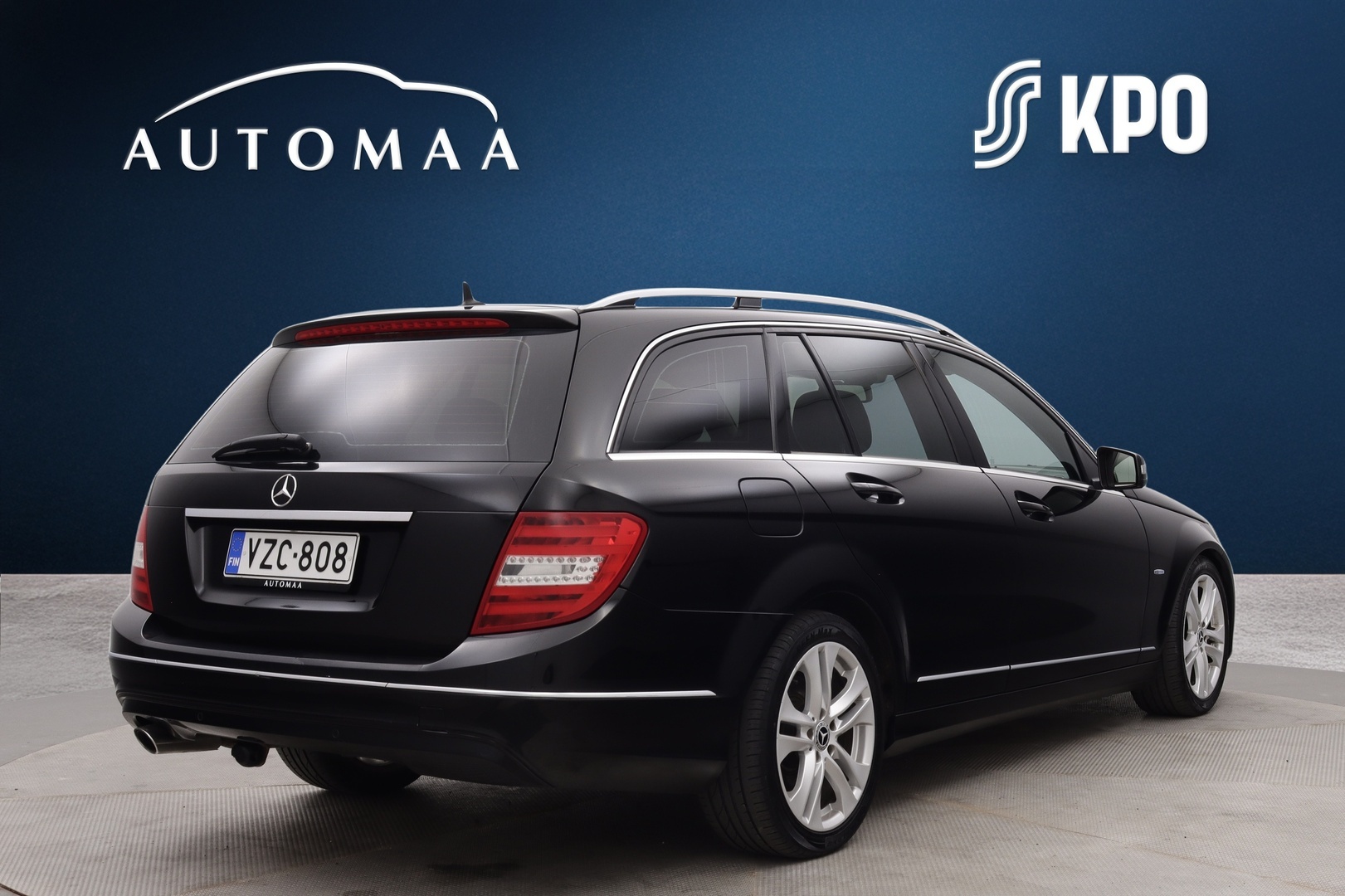 MERCEDES-BENZ C 2011