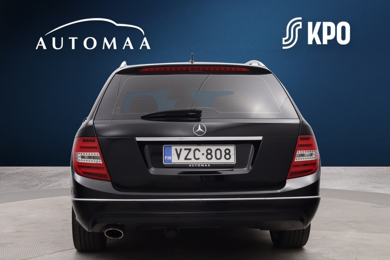 MERCEDES-BENZ C 2011