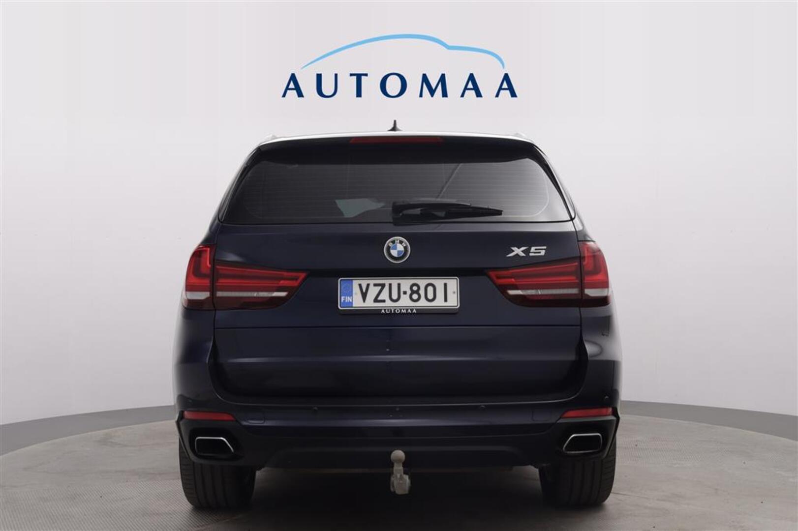 BMW X5 8