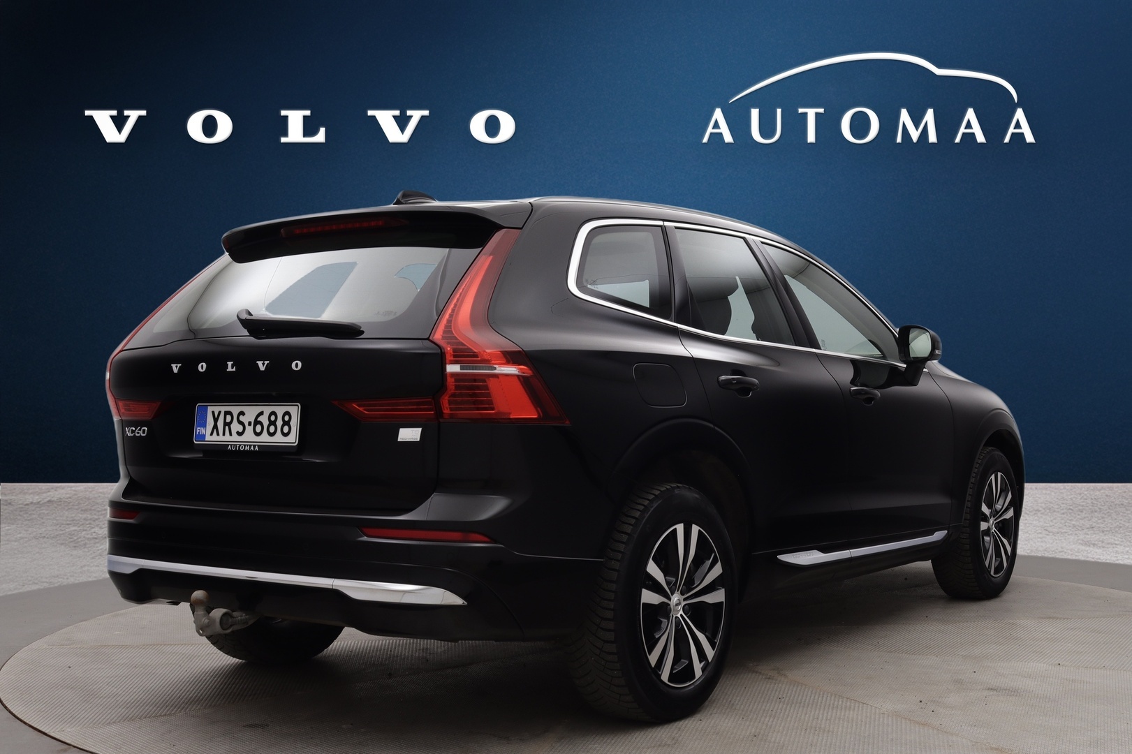 VOLVO XC60 2023