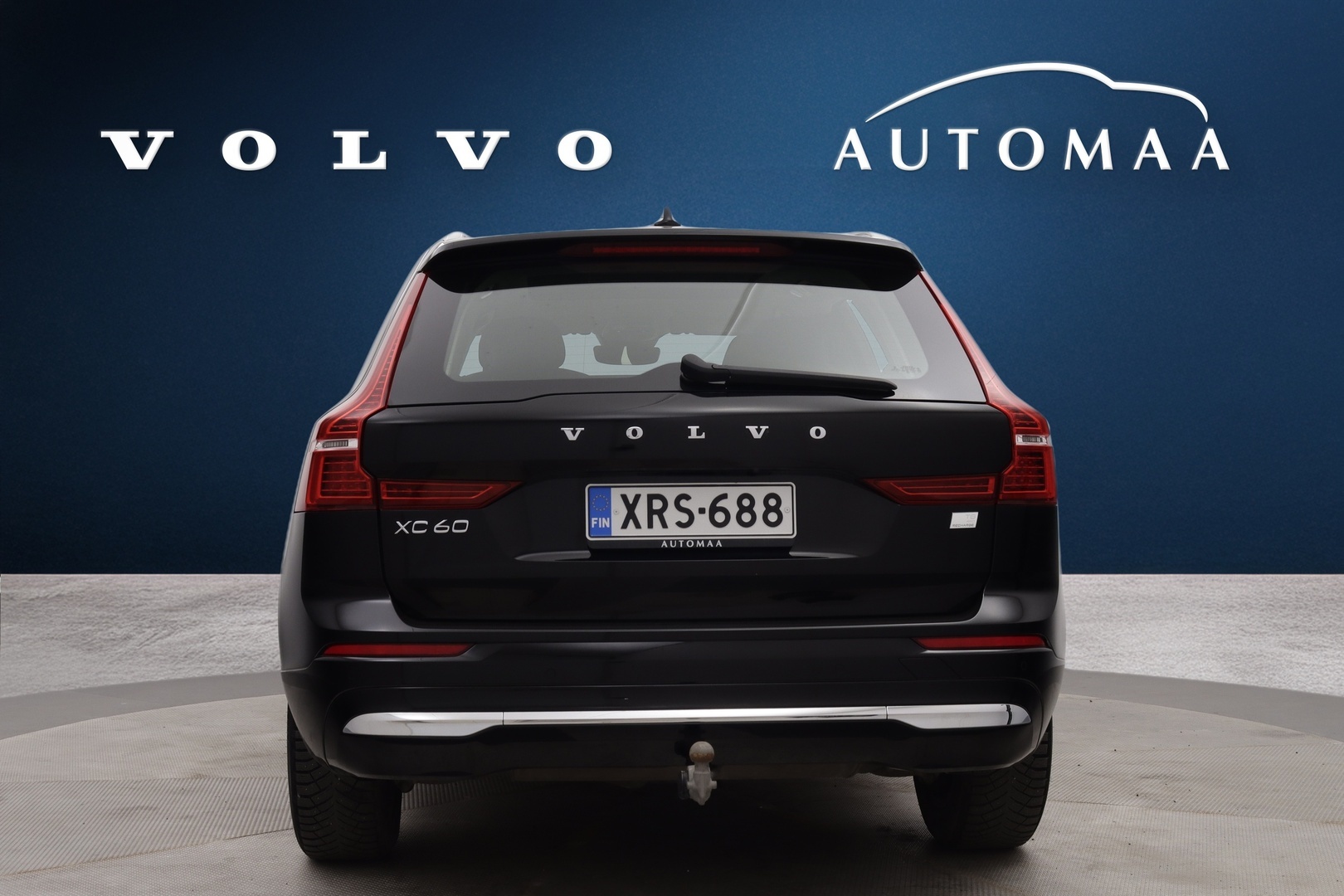VOLVO XC60 2023