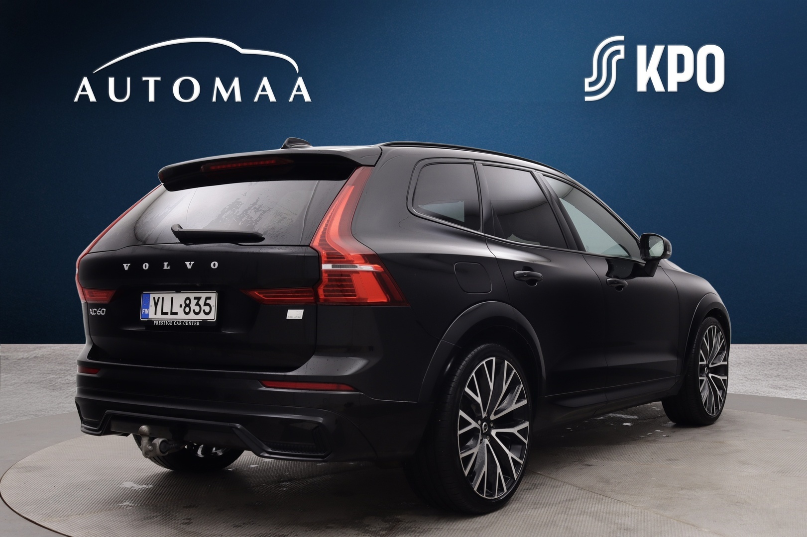 VOLVO XC60 2022