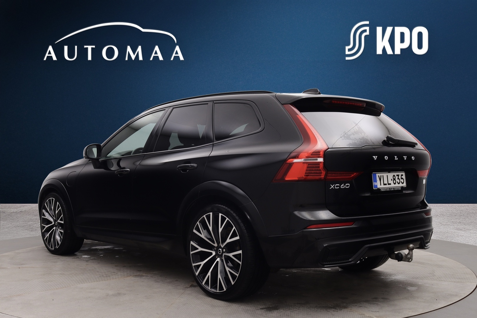 VOLVO XC60 2022