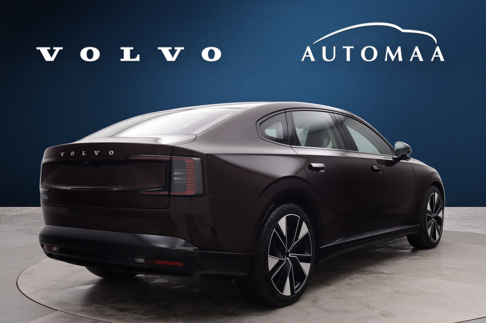 VOLVO ES90 4