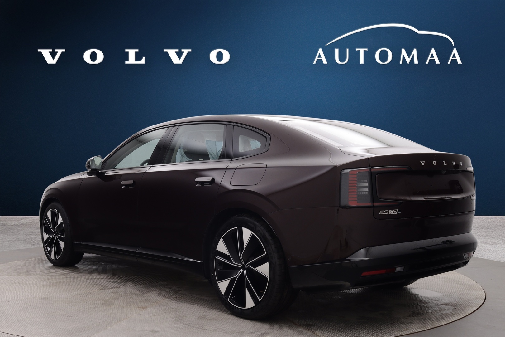 VOLVO ES90 6