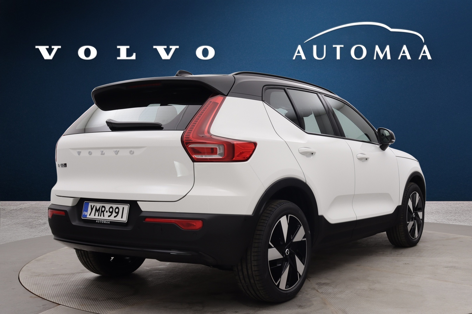 VOLVO EX40 2027