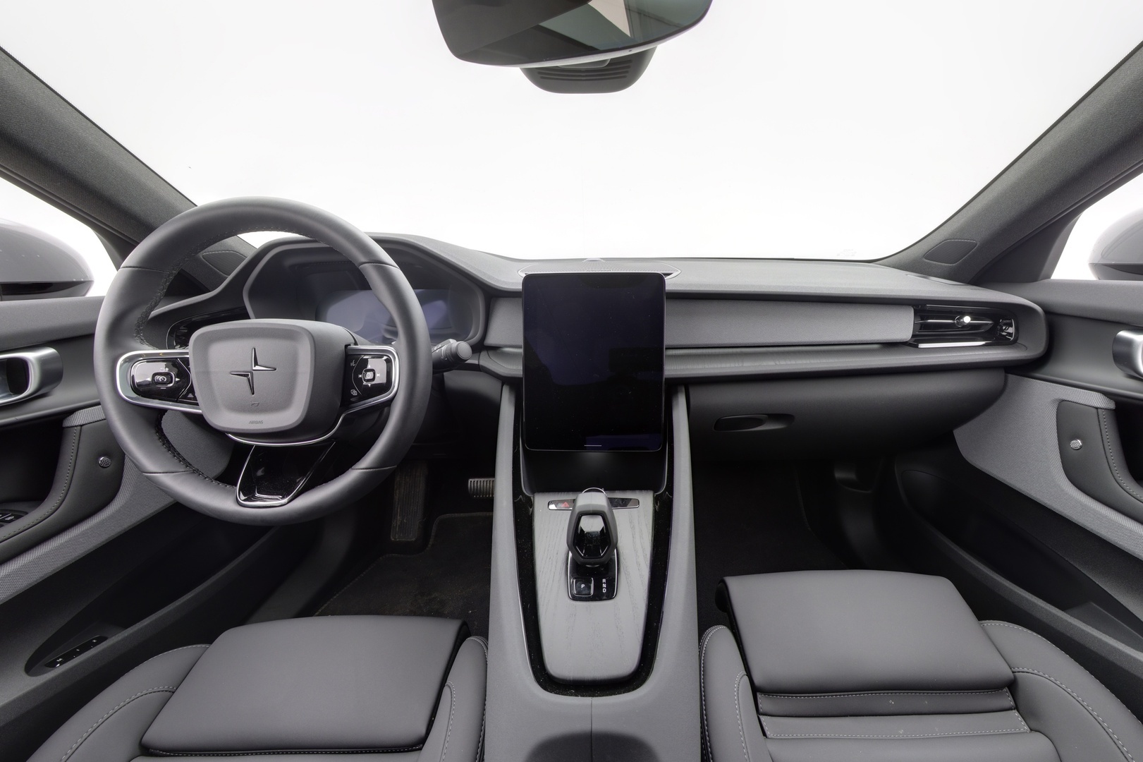 POLESTAR 2 2026