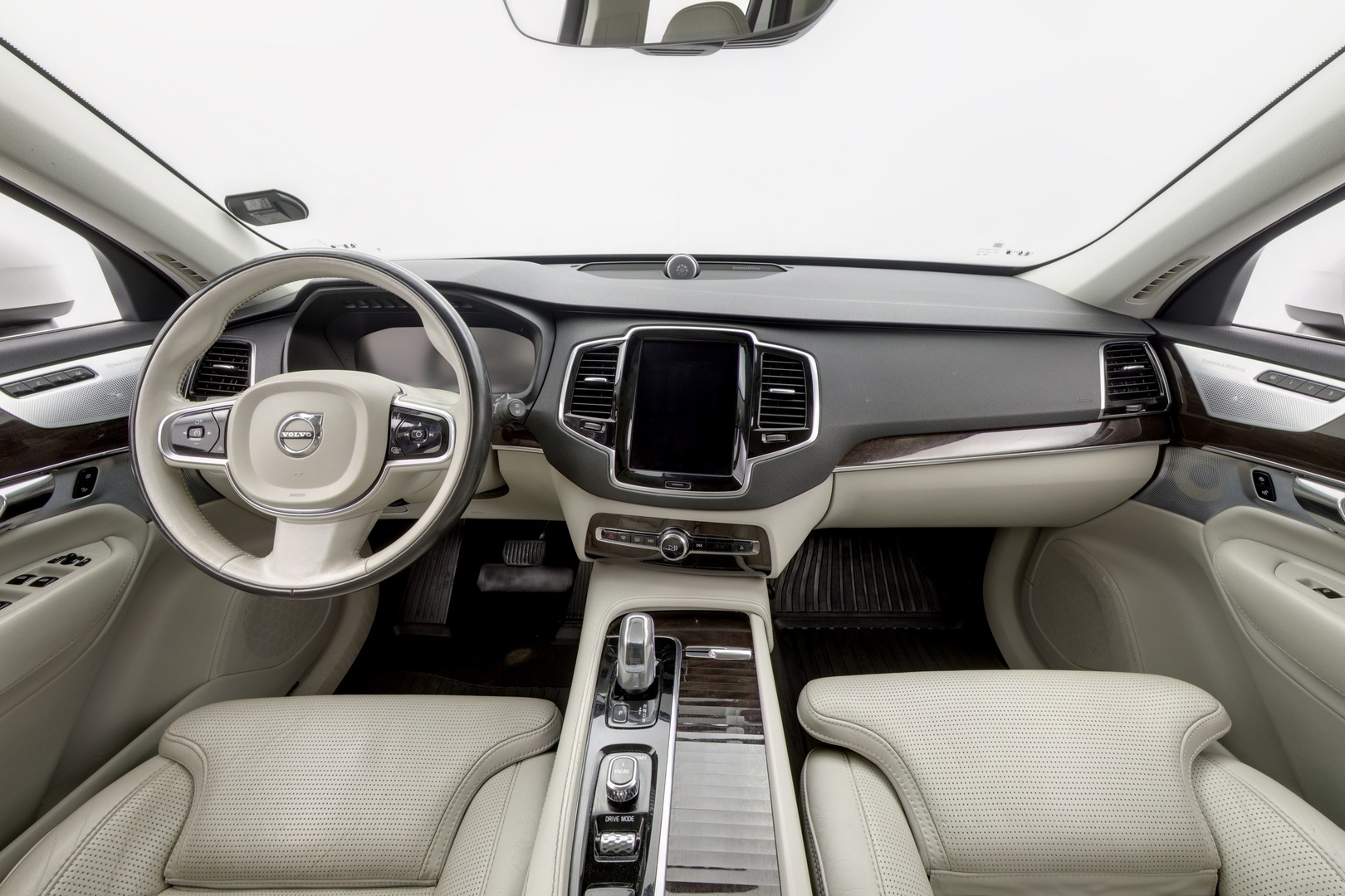 VOLVO XC90 2017