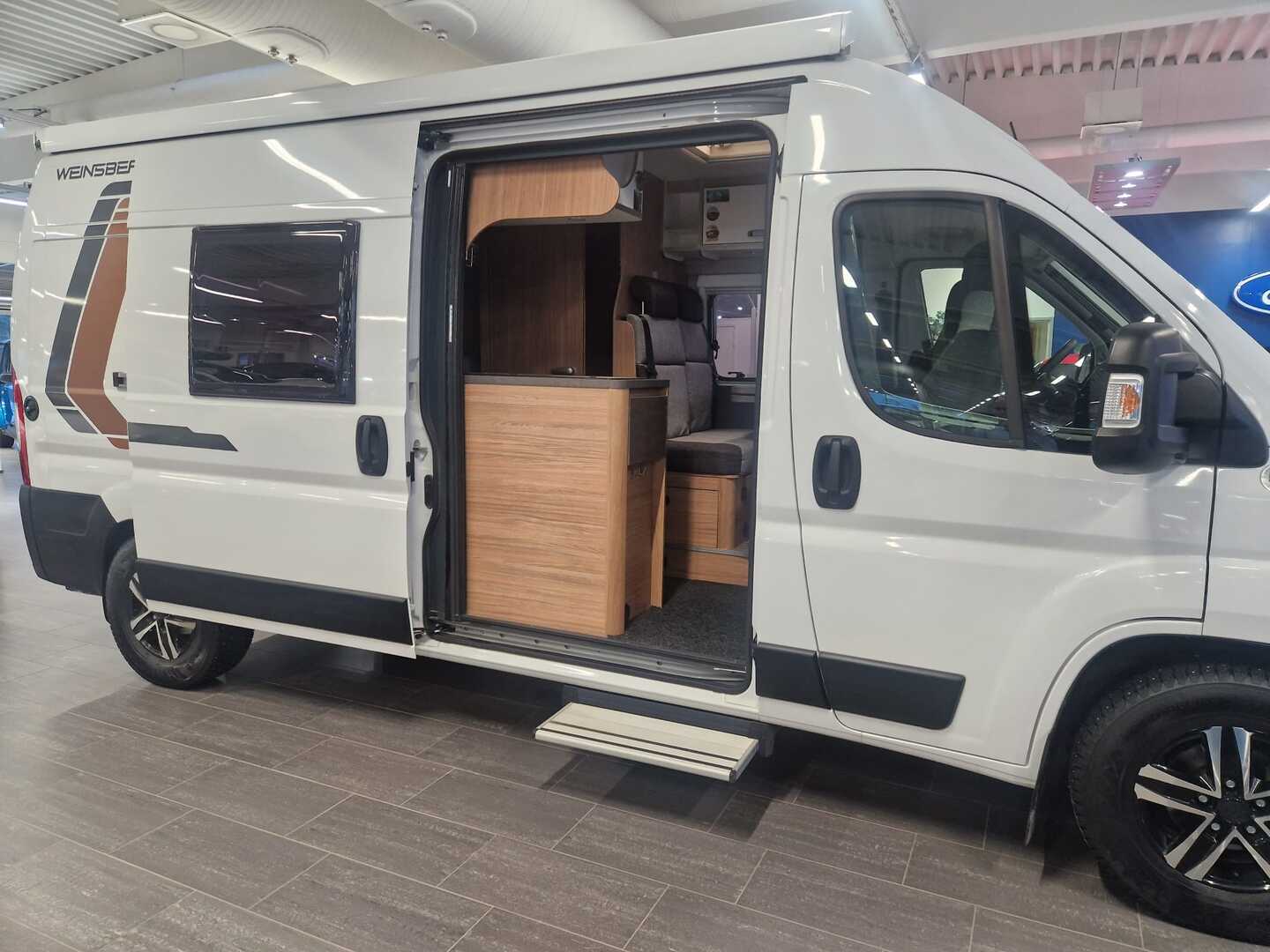 WEINSBERG R47 CARABUS 600 ME 2022