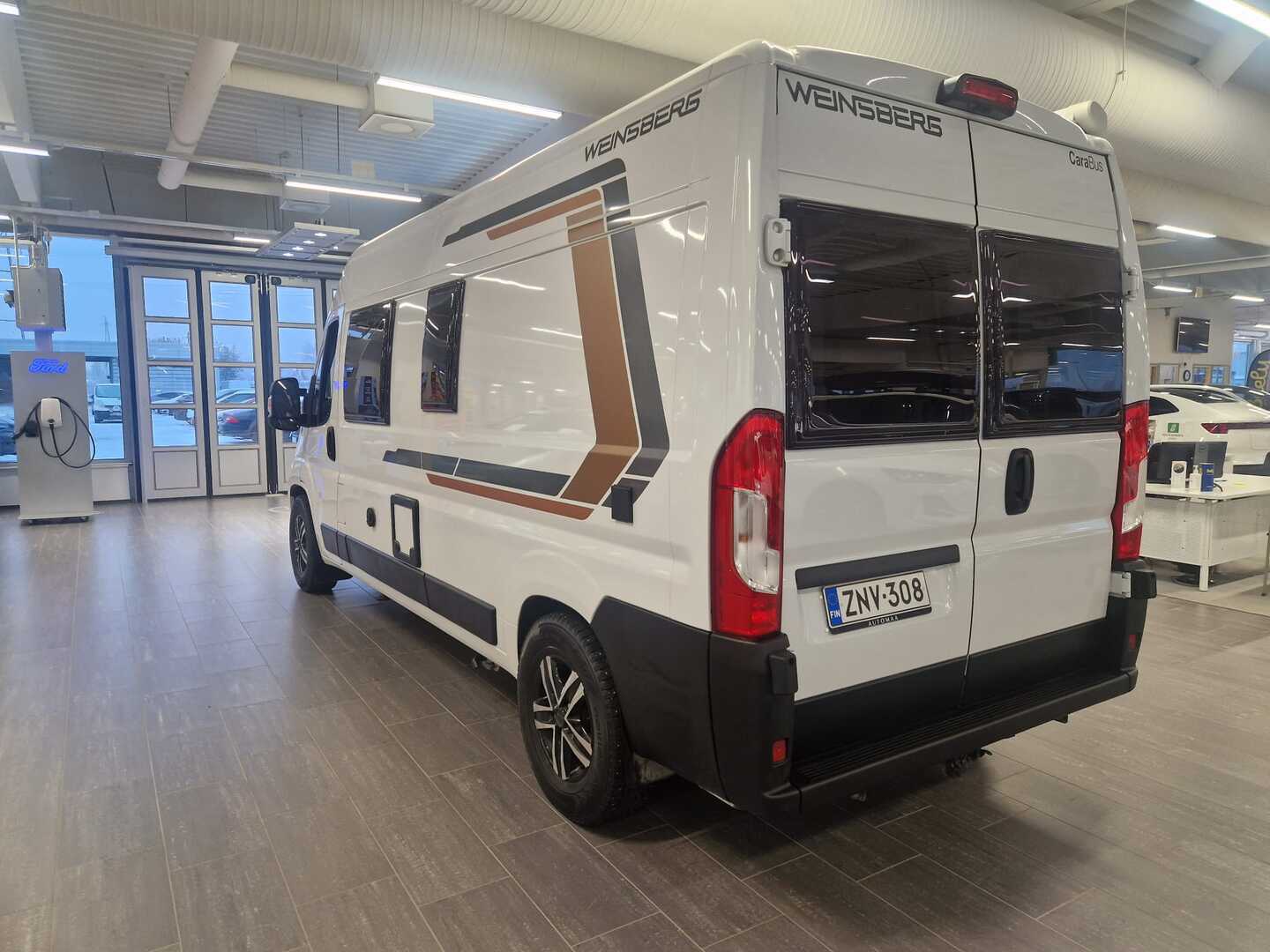 WEINSBERG R47 CARABUS 600 ME 2022