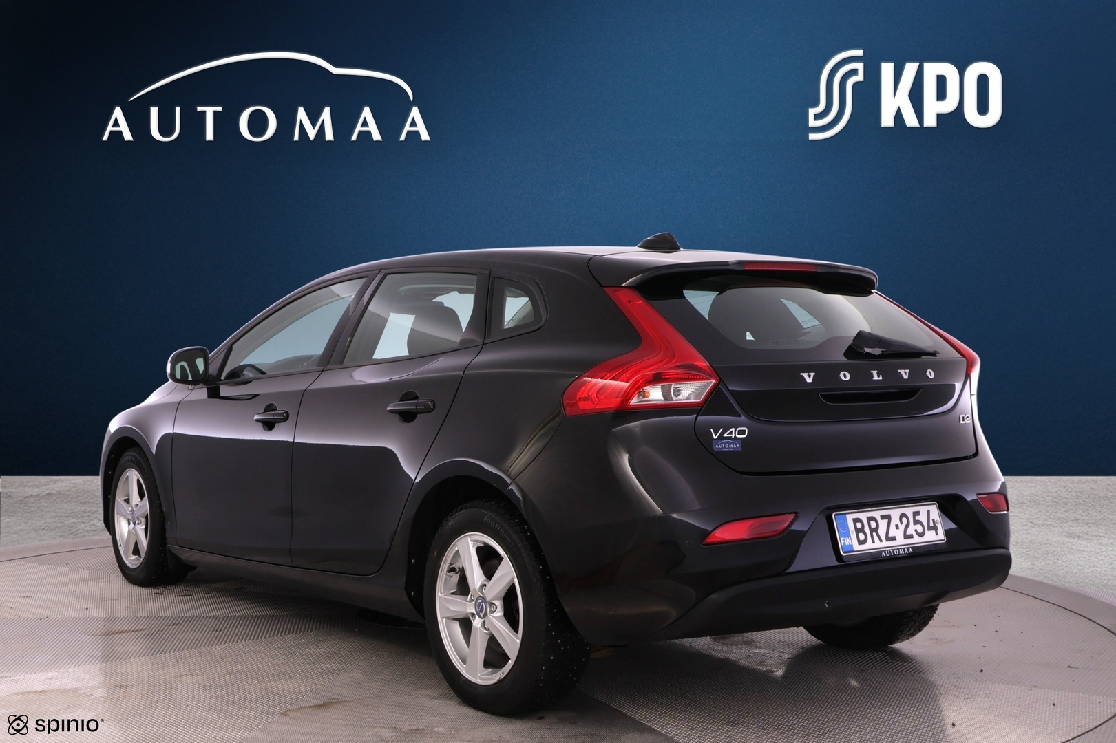 VOLVO V40 2014
