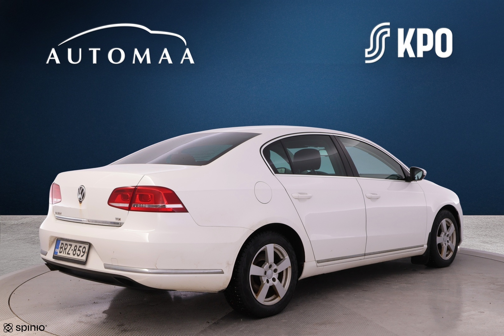 VOLKSWAGEN Passat 2014