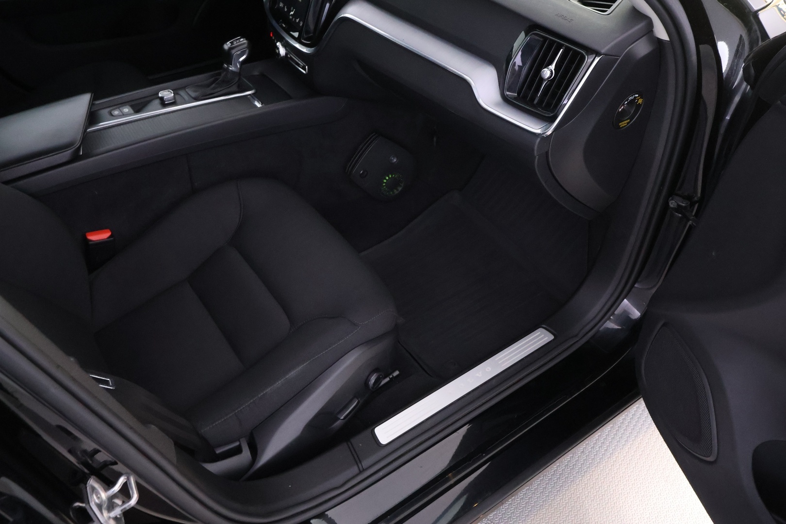 VOLVO V60 2018