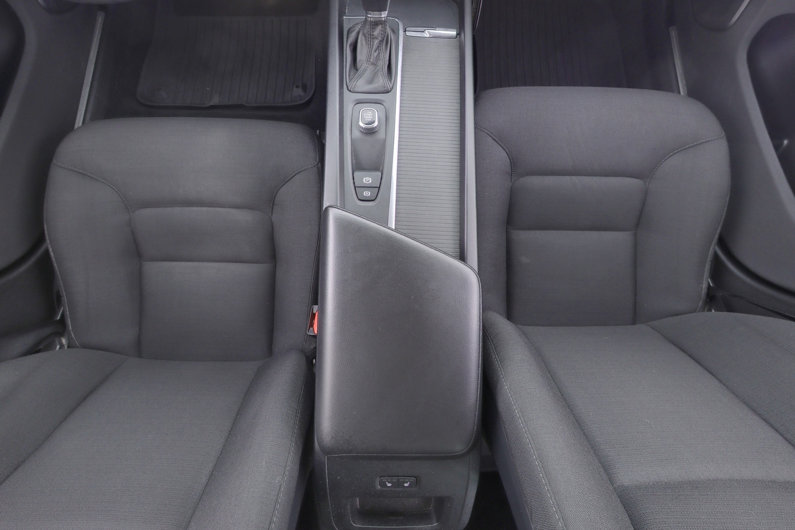 VOLVO V60 2018