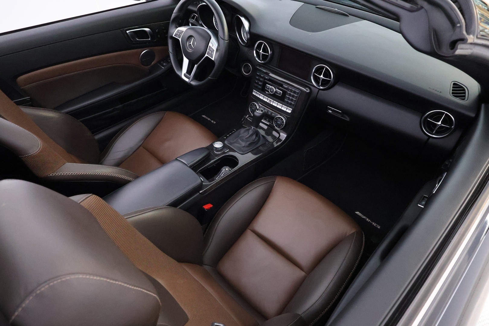 MERCEDES-BENZ SLK 2011