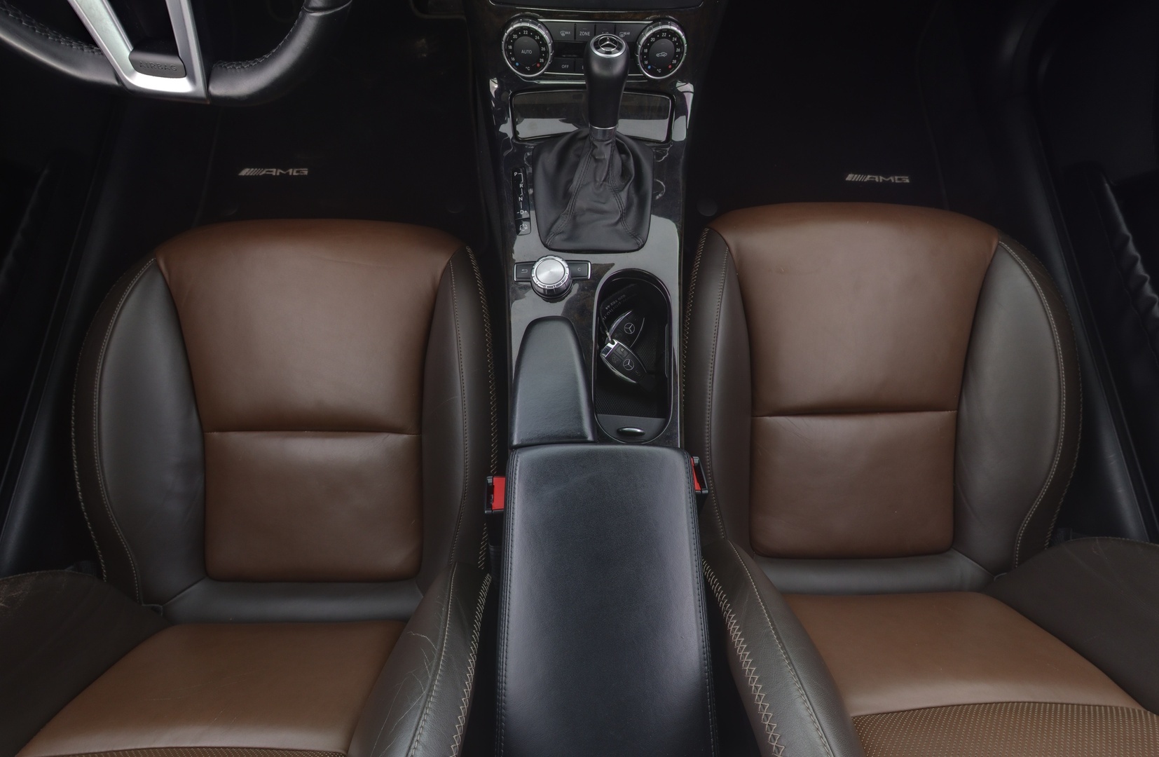 MERCEDES-BENZ SLK 2011