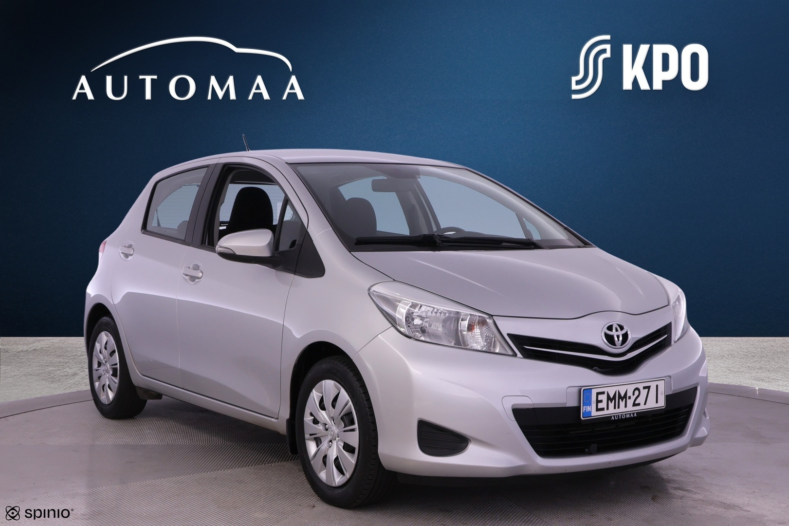TOYOTA Yaris 2013