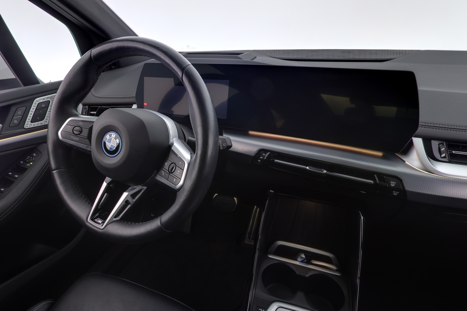 BMW 230 2024