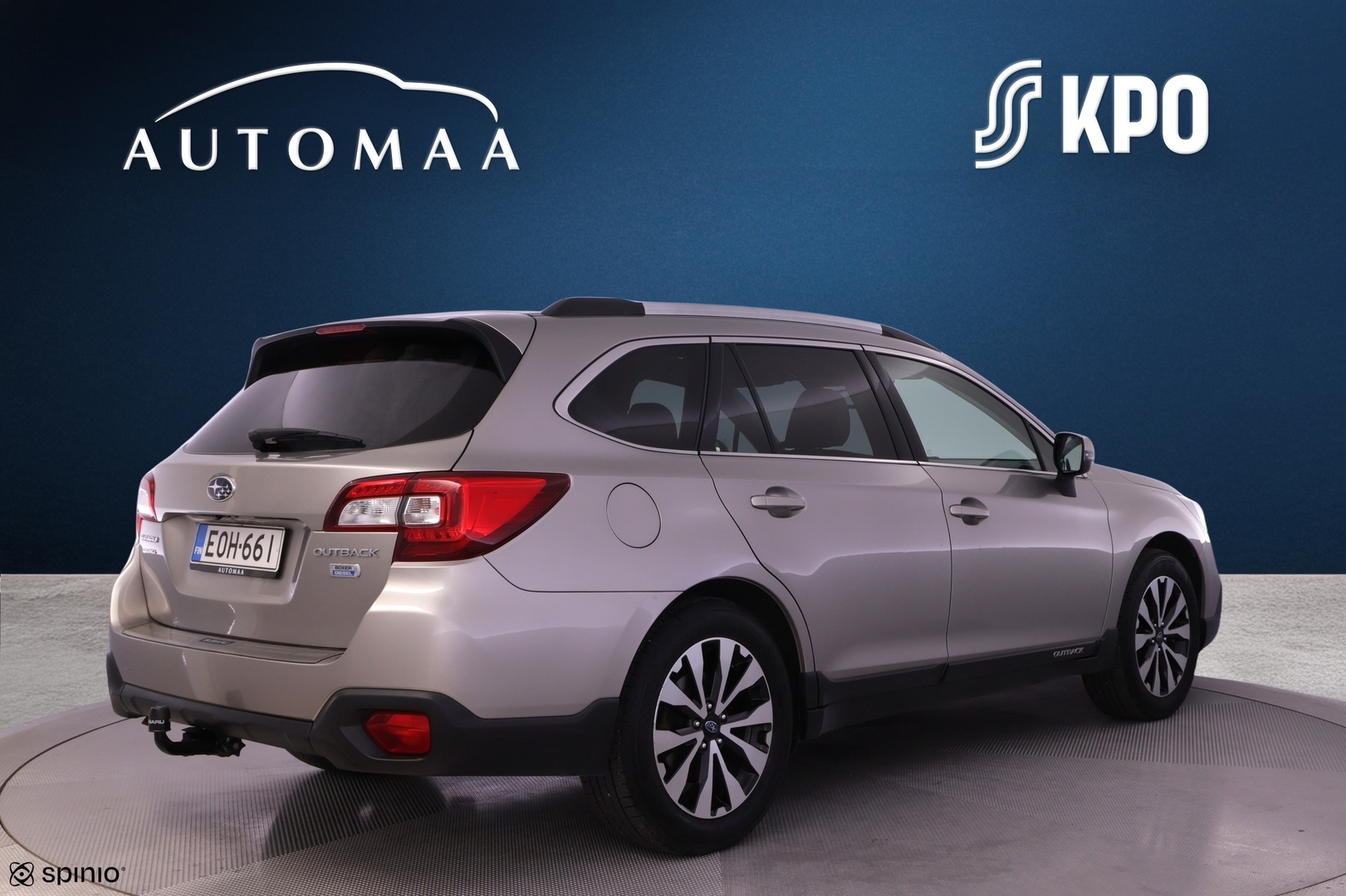 SUBARU Outback 2016