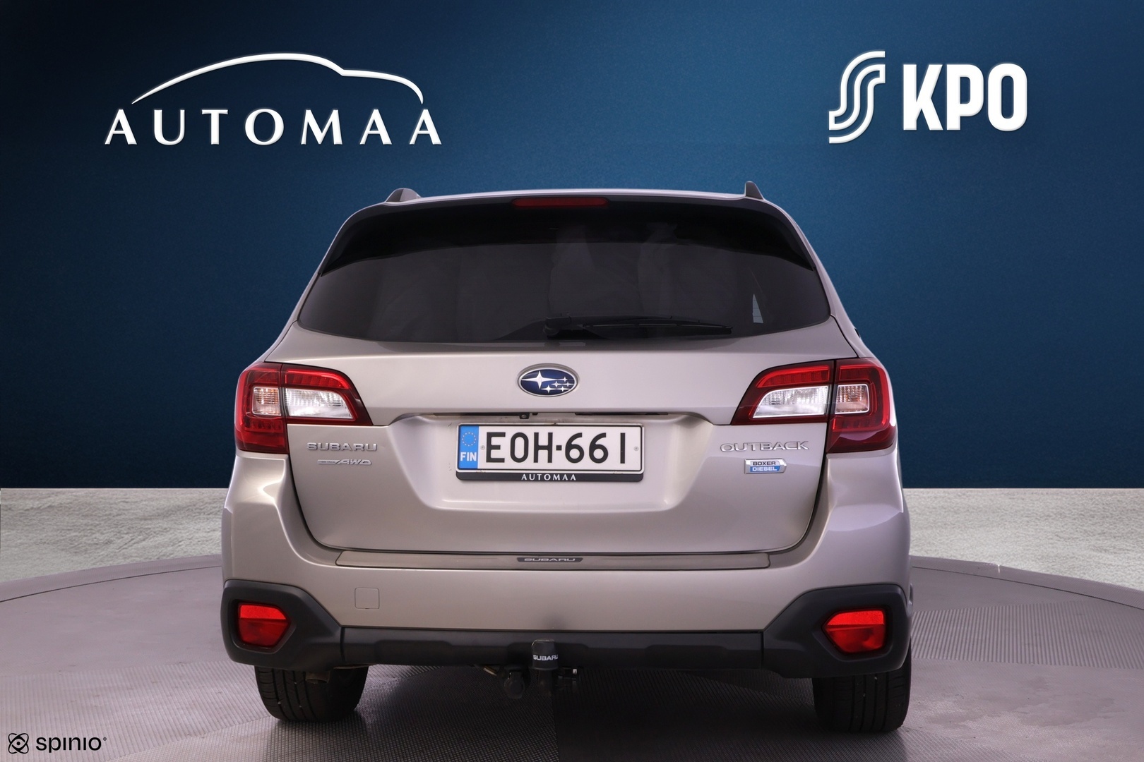 SUBARU Outback 2016