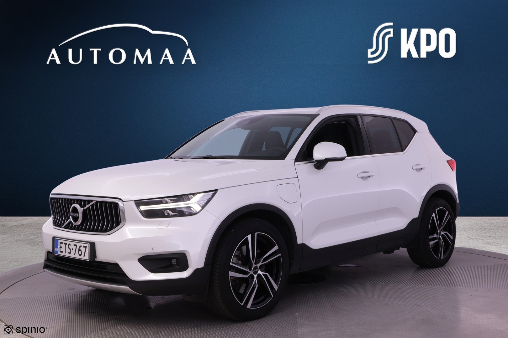VOLVO XC40 2021