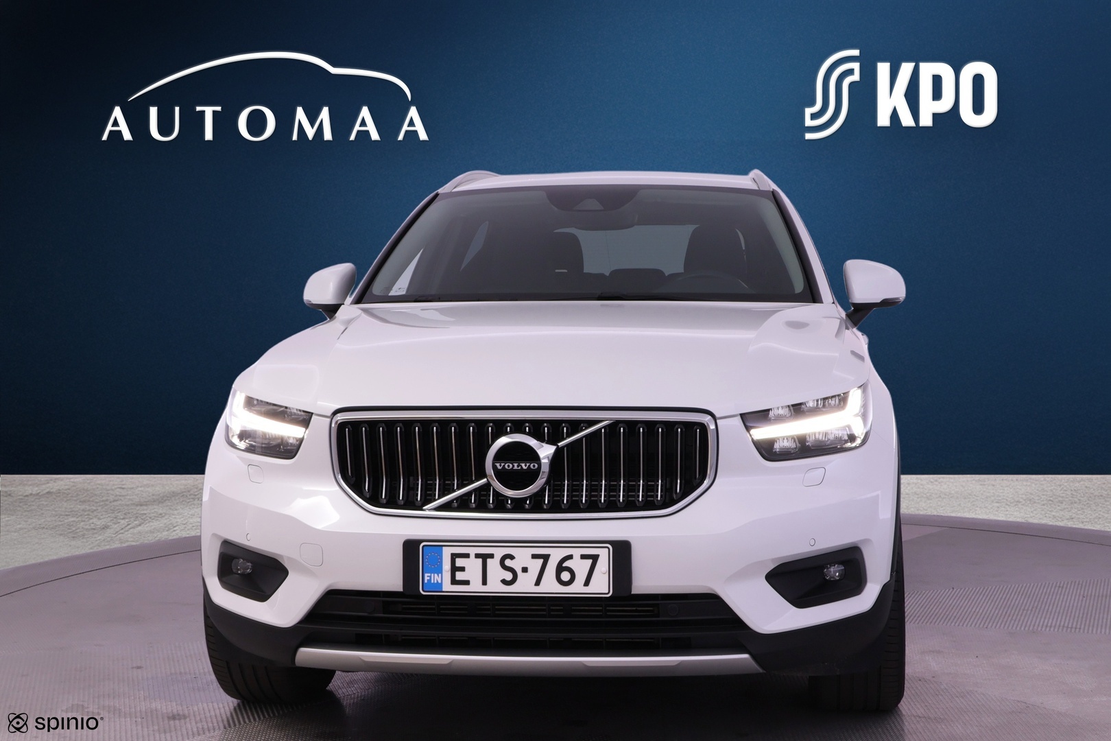 VOLVO XC40 2021