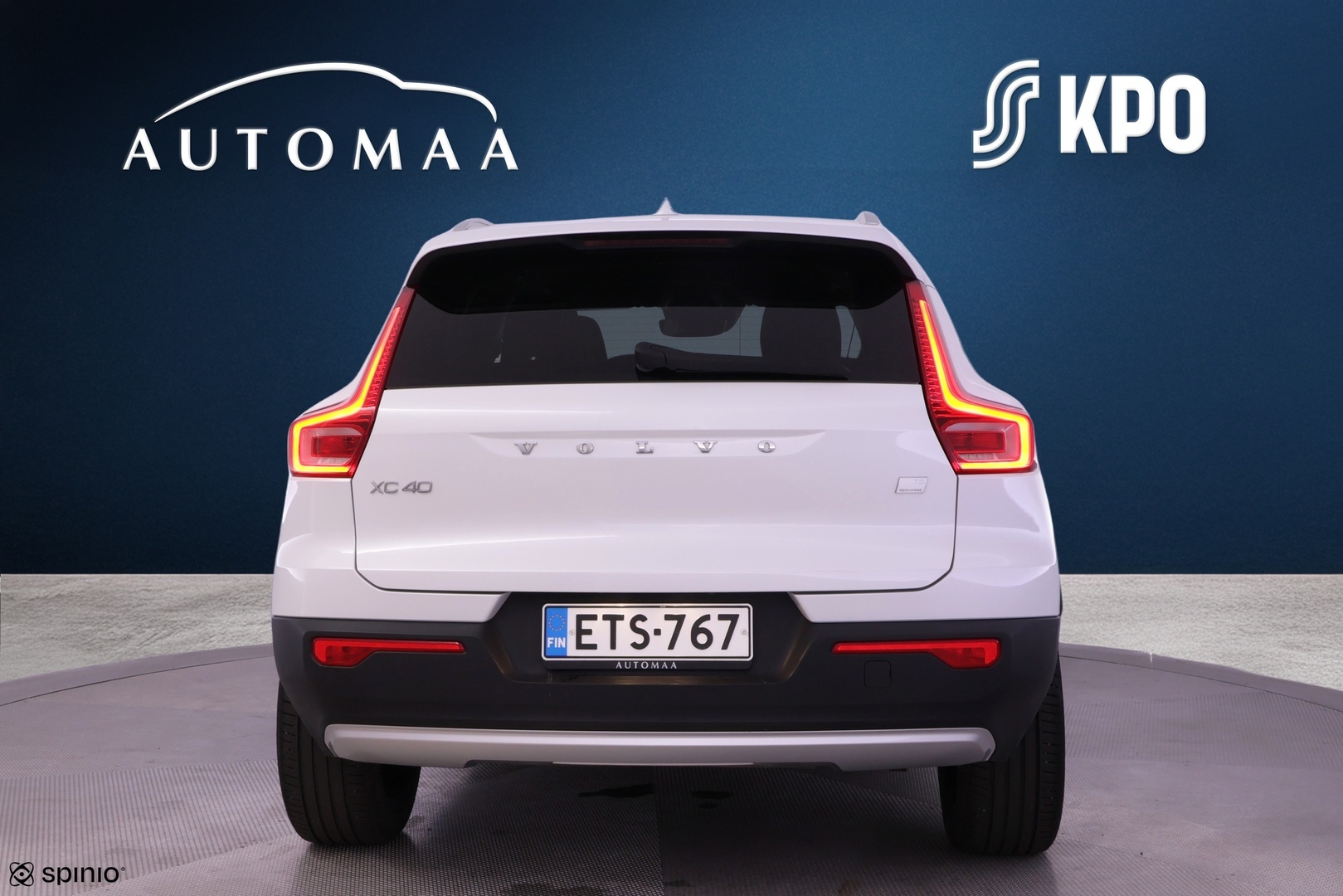 VOLVO XC40 2021