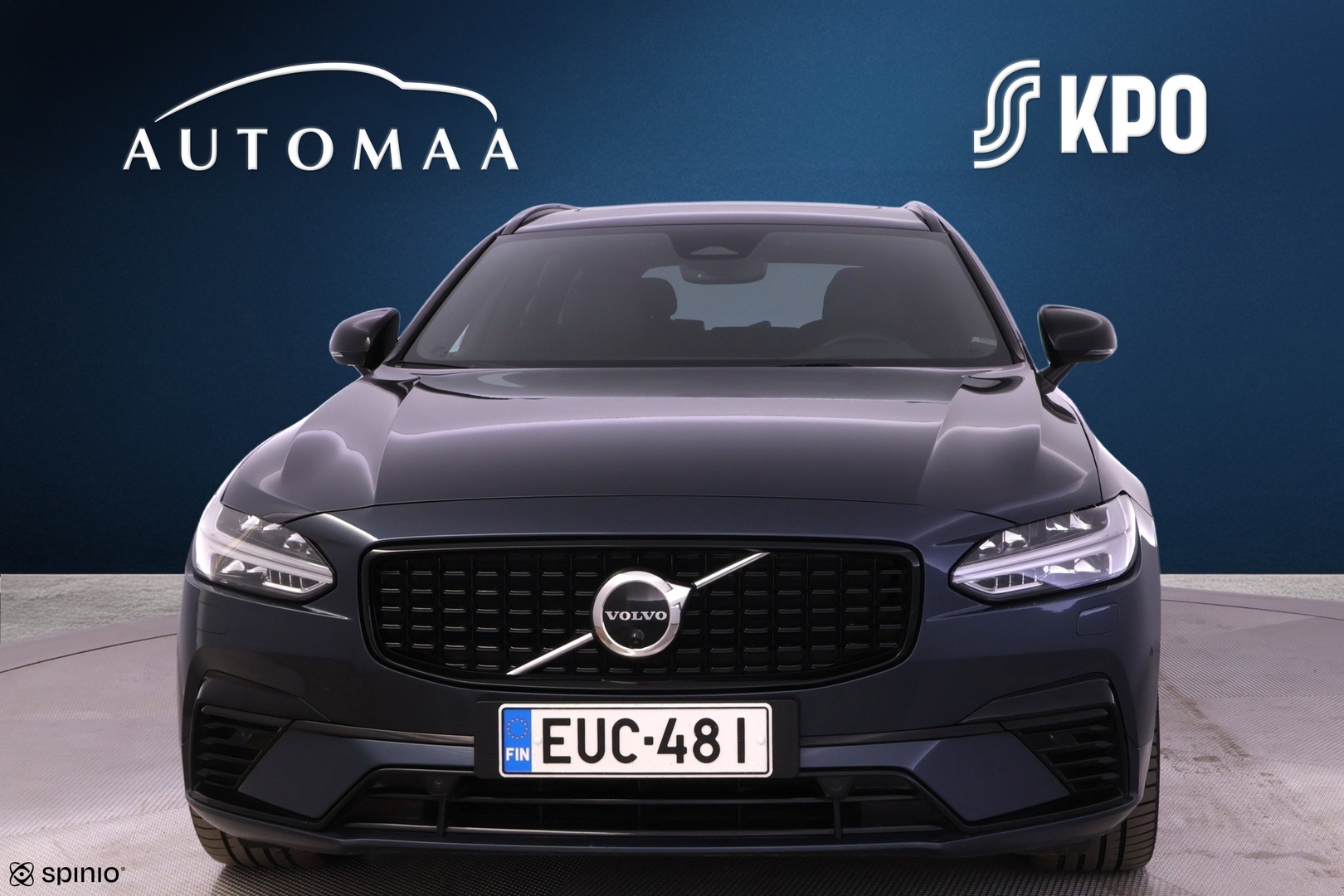 VOLVO V90 2022