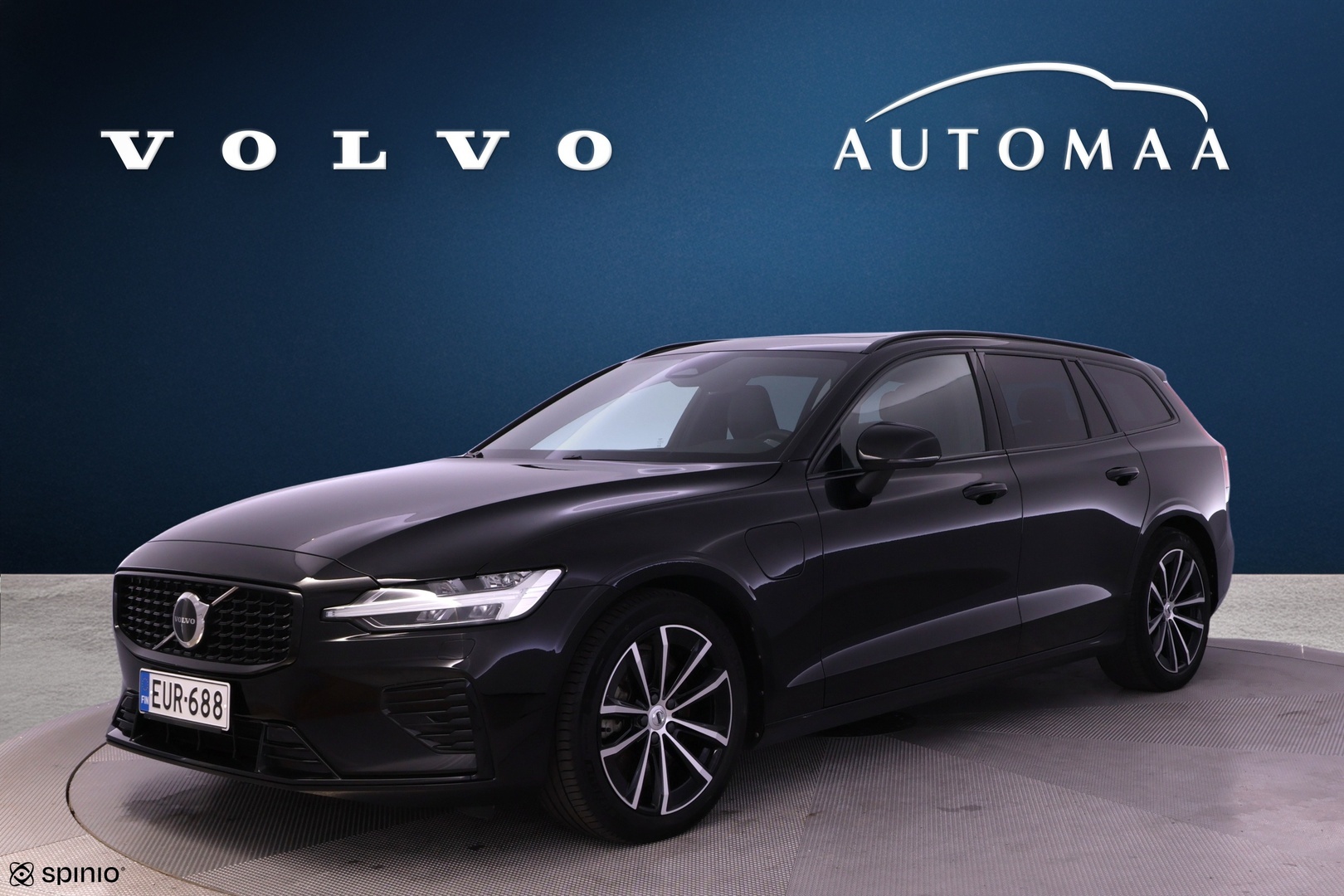 VOLVO V60 2023