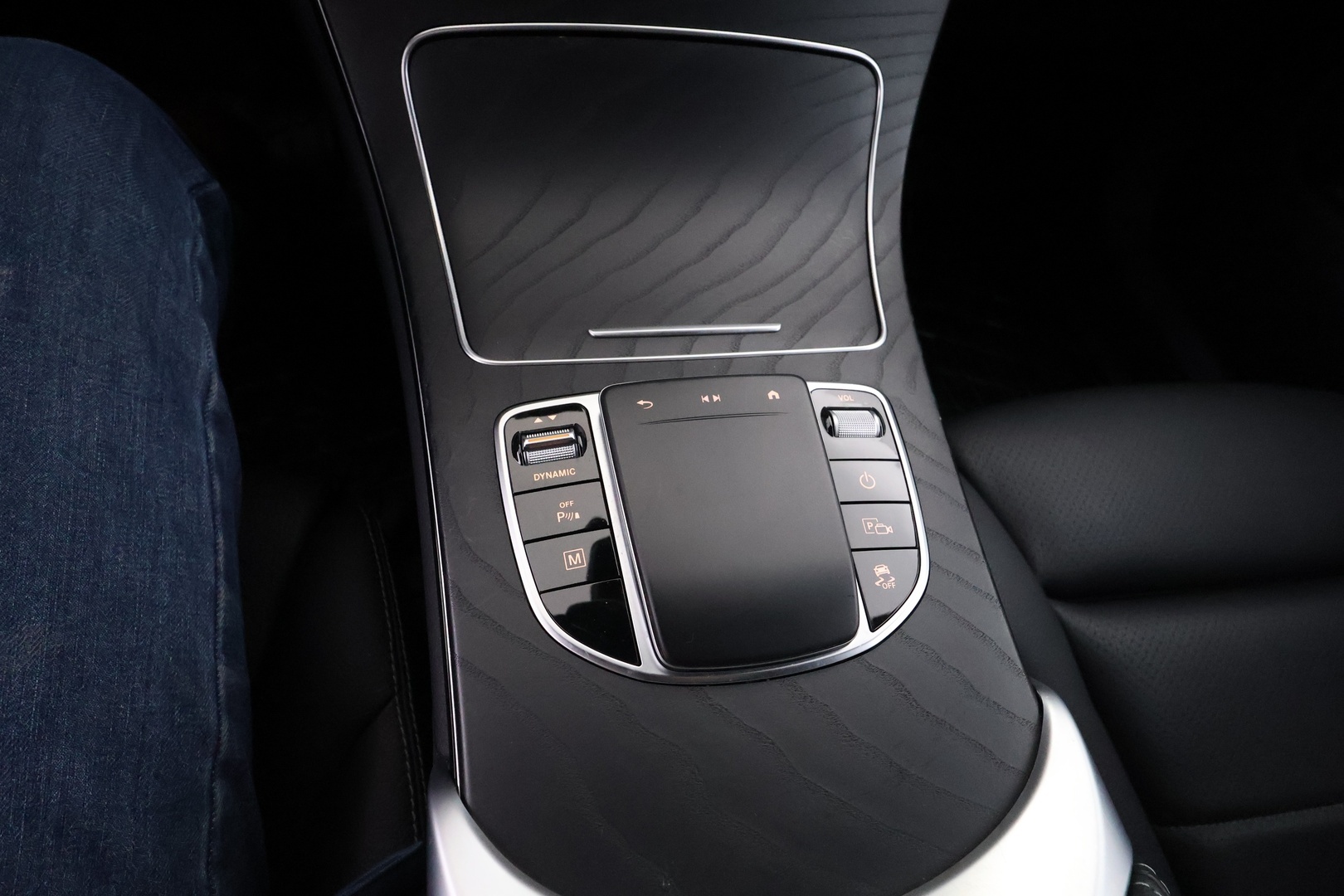 MERCEDES-BENZ GLC 2022