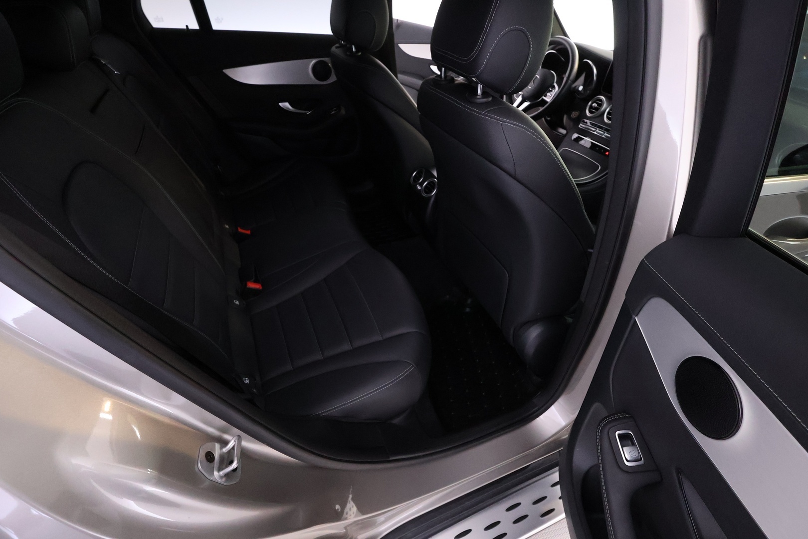 MERCEDES-BENZ GLC 2022