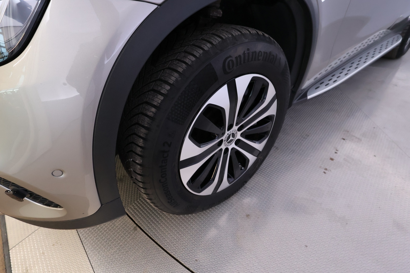 MERCEDES-BENZ GLC 2022