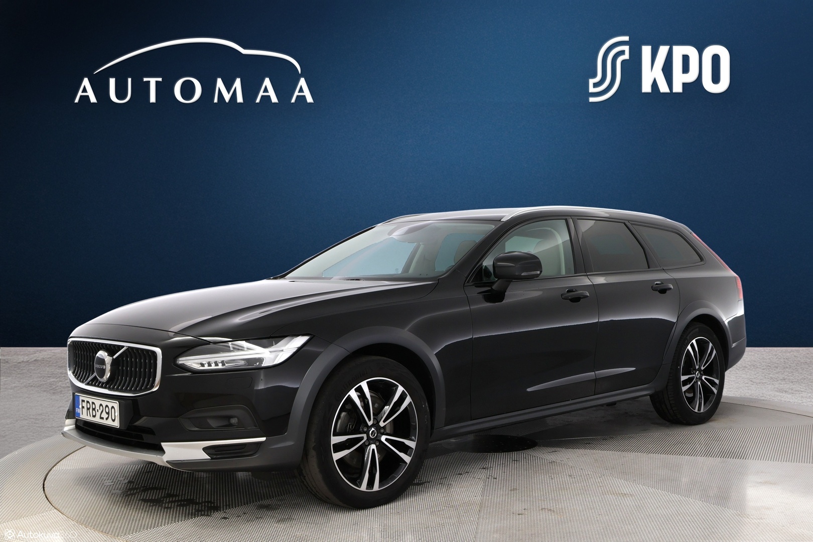 VOLVO V90 Cross Country 1