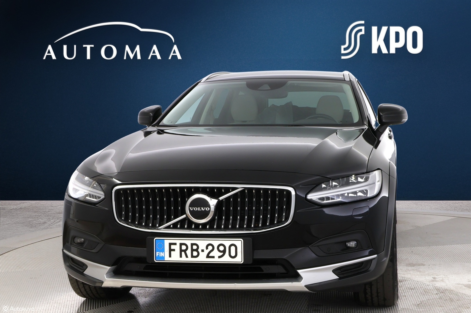 VOLVO V90 Cross Country 2
