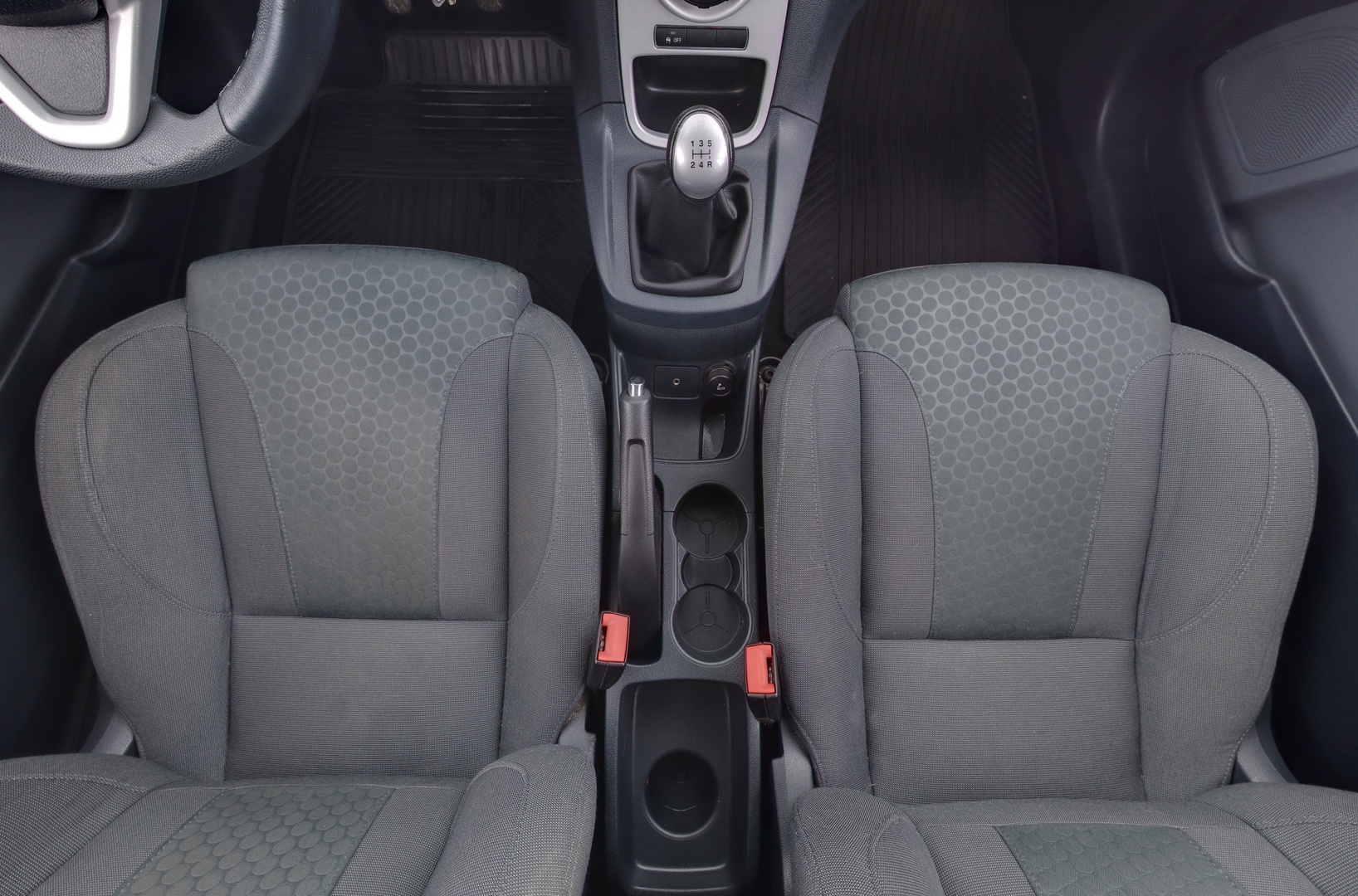 FORD Fiesta Van 2011