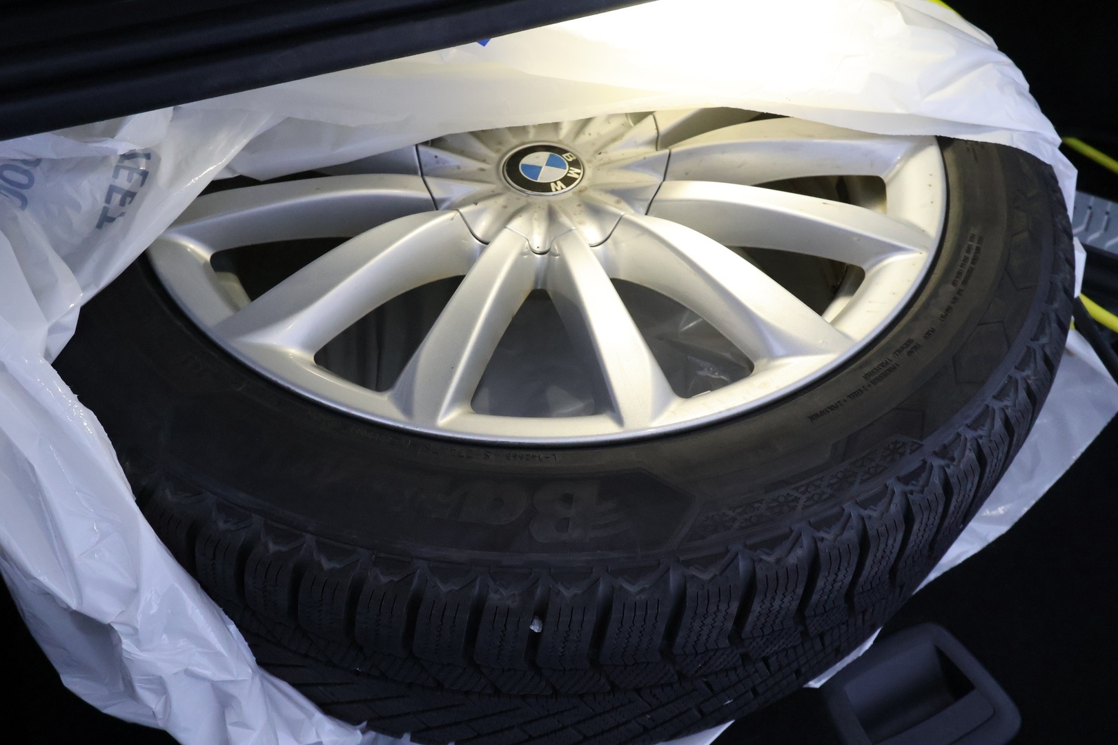 BMW 745 2019