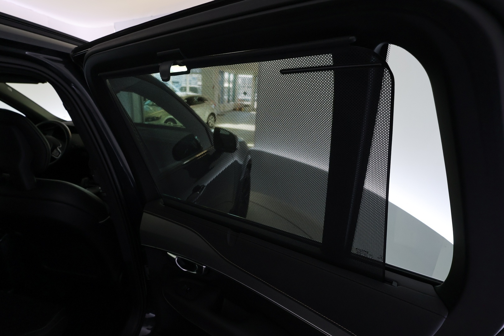 VOLVO XC90 14