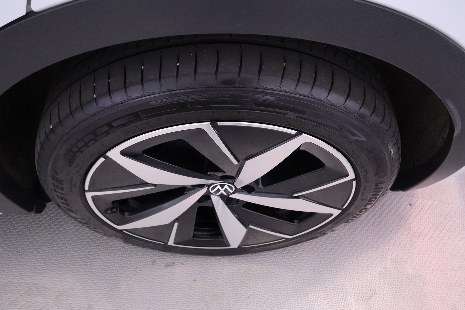 VOLKSWAGEN ID.5 2022