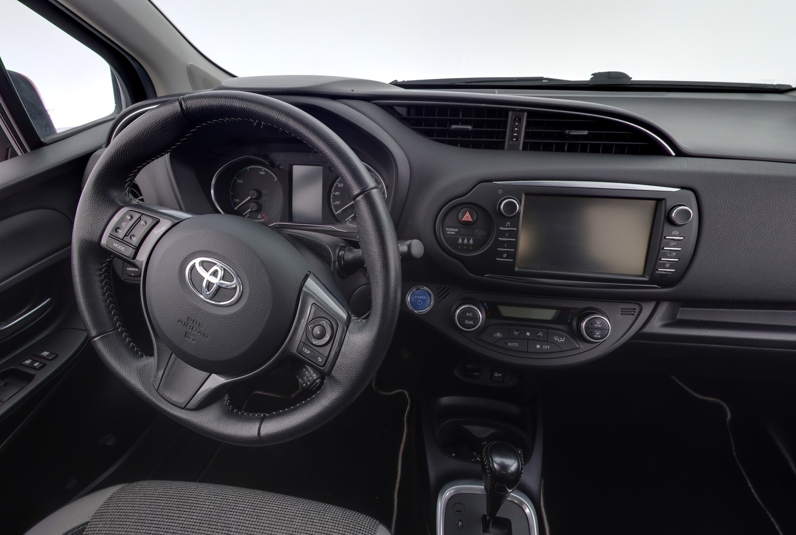 TOYOTA Yaris 2020