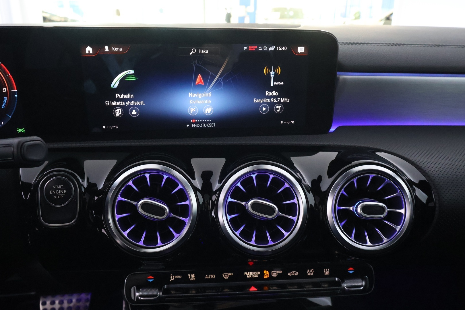 MERCEDES-BENZ A 2020