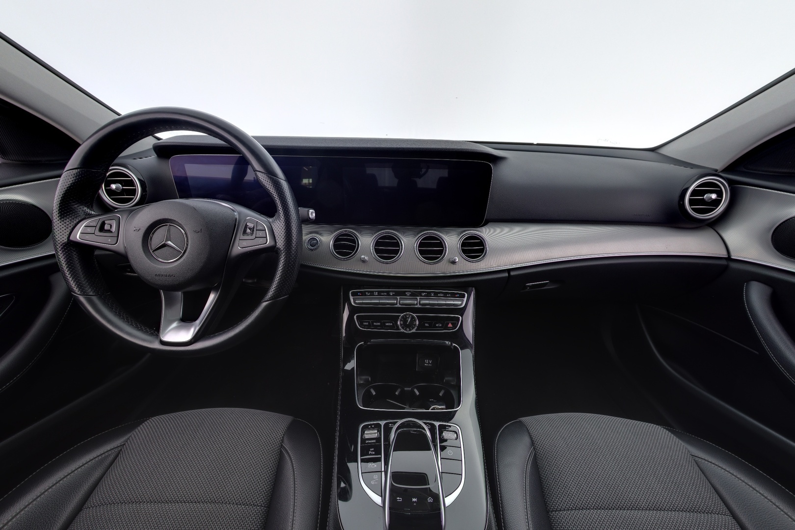 MERCEDES-BENZ E 2018