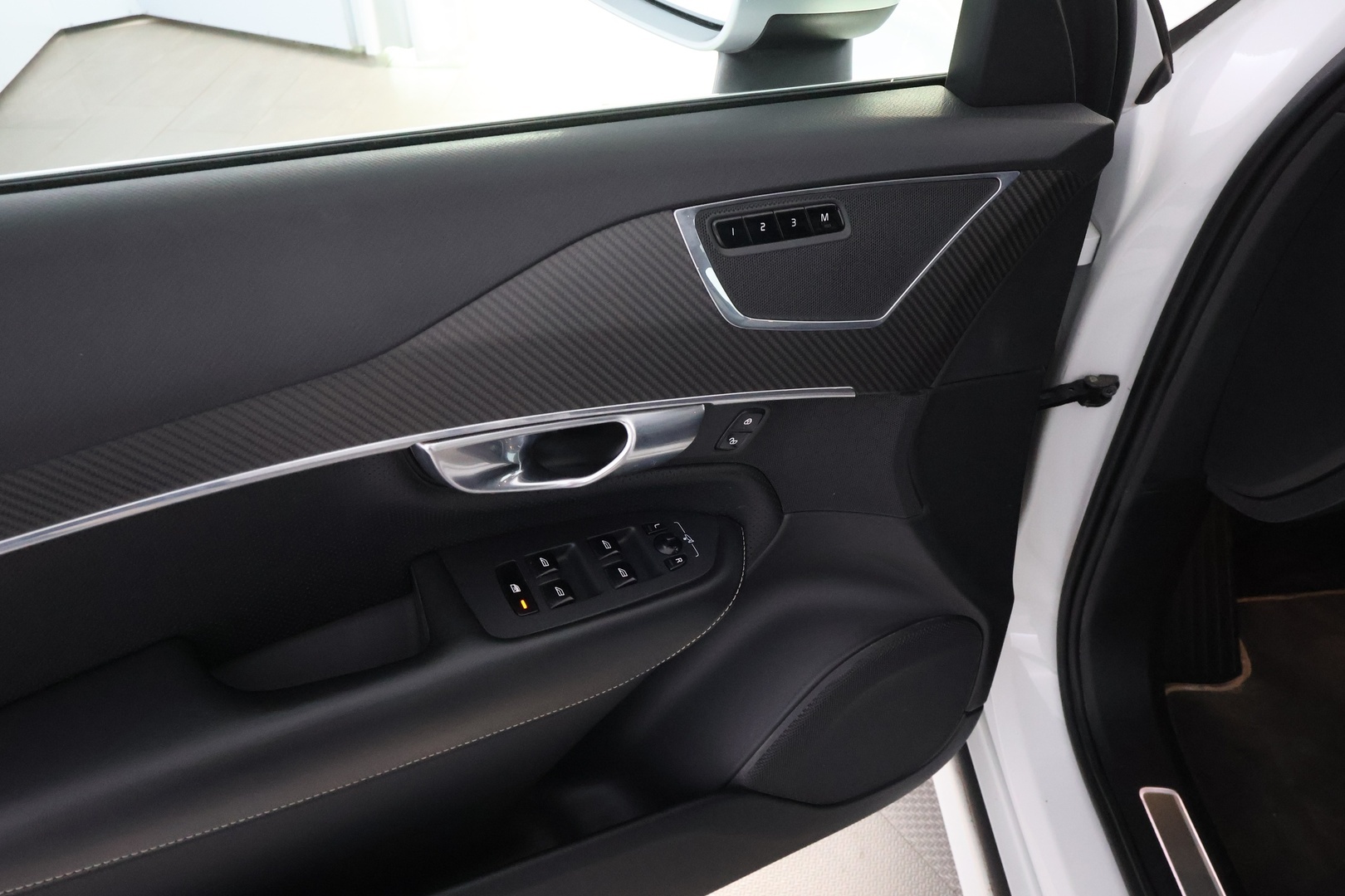 VOLVO XC90 14