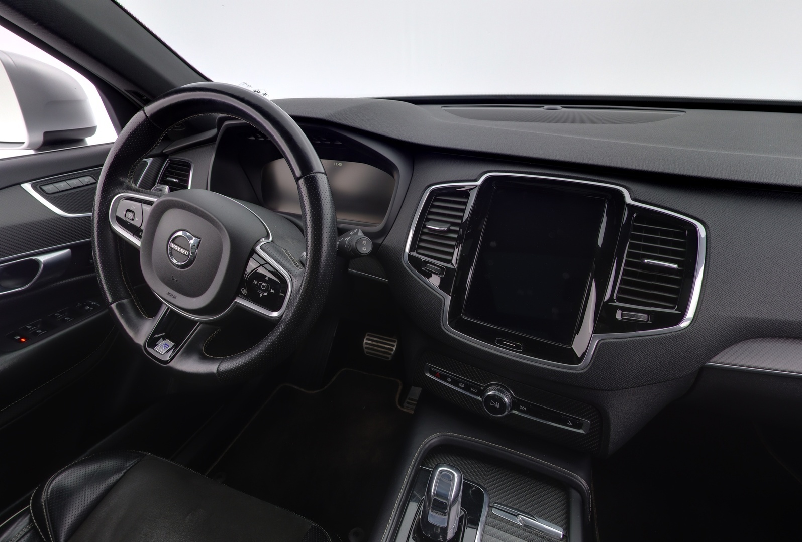VOLVO XC90 8
