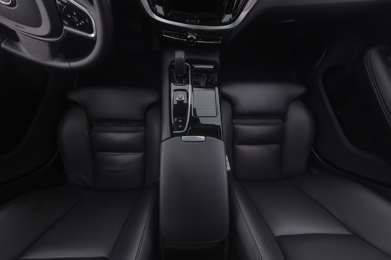 VOLVO V60 2022