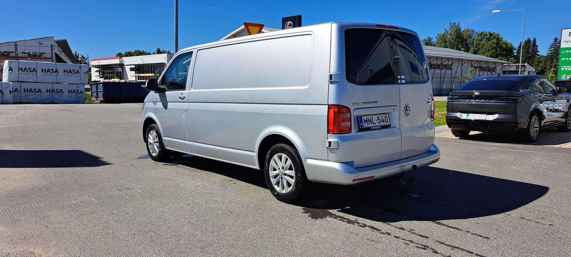 VOLKSWAGEN Transporter 2018